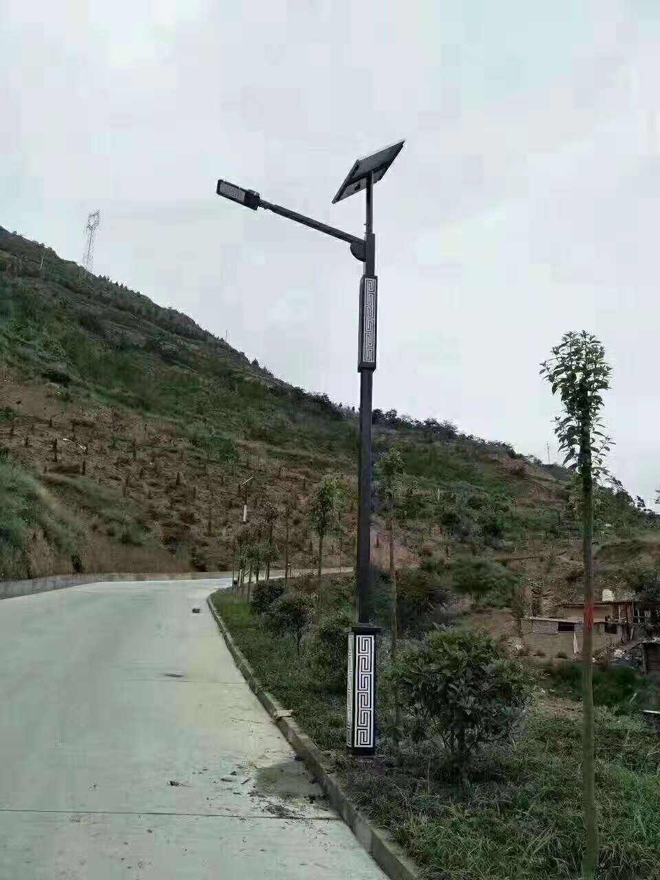 东升镇仿古太阳能路灯